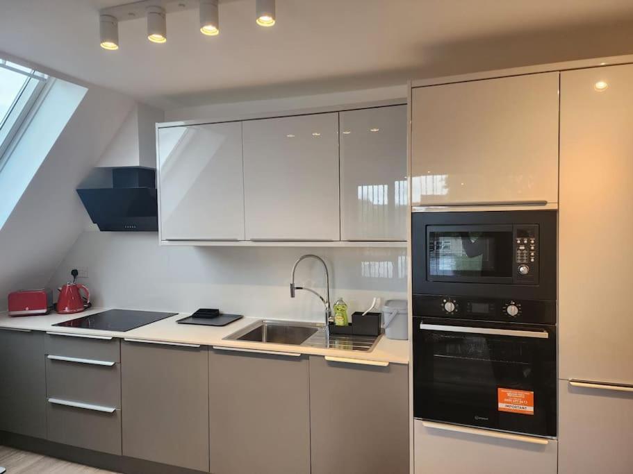 Paradigm Court, Brand New 1-Bedroom Flat Oxford Exterior photo